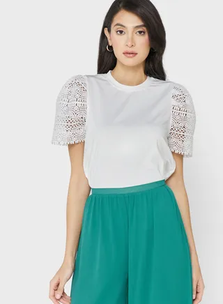 Lace Sleeve Detail Tee