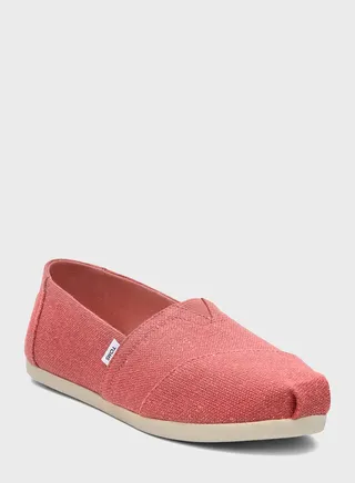 Pointed Toe Flat Slip Ons