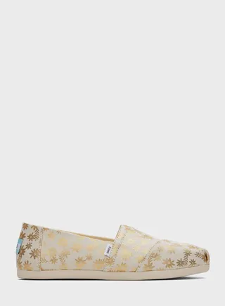 Pointed Toe Flat Slip Ons