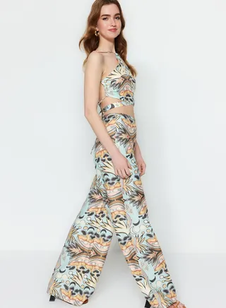 Floral Print Wide Leg Pants