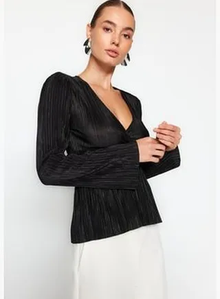 Black Pleat Detail, Double Breasted, Closed, Frilled V-Neck Blouse TWOAW24BZ00278