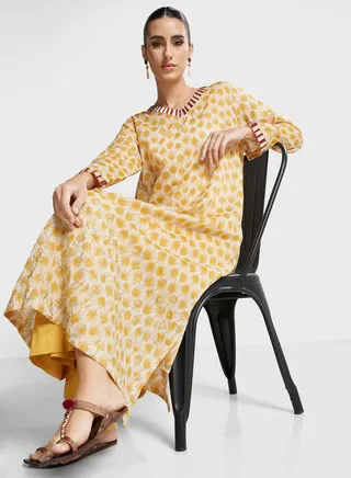 Embroidered V- Neck Kurti