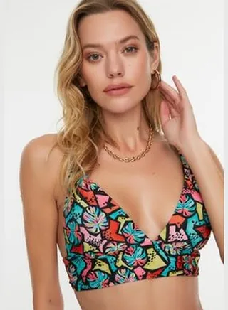 Geometric Patterned Triangle Bikini Top TBESS21BU0343
