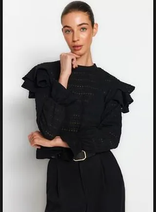 Black Textured Knitwear Sweater TWOAW24KZ00147