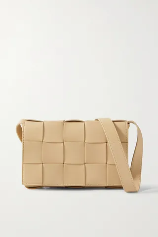 Bottega Veneta - Cassette Intrecciato Leather Shoulder Bag - Neutrals