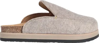 Mules & Clogs Beige
