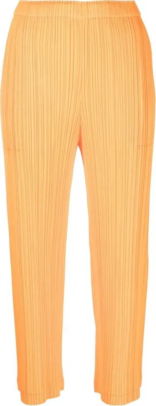 Fully-Pleated Cropped Trousers