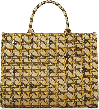 Ella Circular Knit Tote