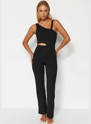 Black Sporty Romper With Contouring Window/Cut Out Detailed Flared Leg THMSS23TU00018