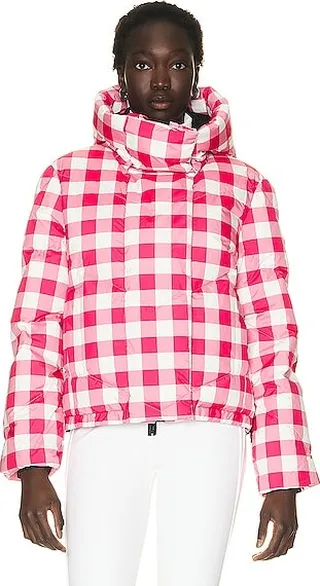 Goldbergh Bardot Puffer Jacket in Pink