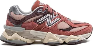 9060 Low-Top Sneakers