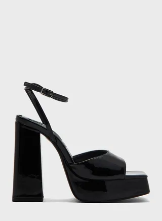 Lyle High Heel Pumps
