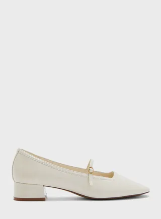 Celia Pumps