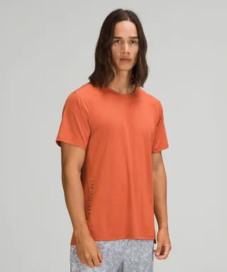 Textured Training Short Sleeve Shirt