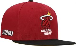 Men's Mitchell & Ness Red Miami Heat Core Side Snapback Hat