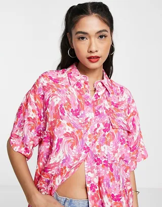 ASOS DESIGN short sleeve shirt with double pockets in pink floral print
