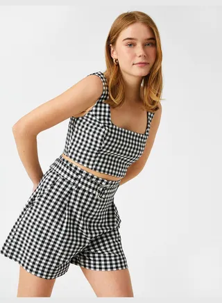 Checked Mini Short Pocket Waisted