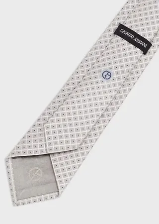 Silk tie with jacquard micro pattern