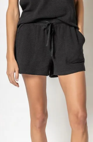 Drawstring Short in Black