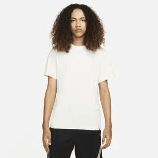 Nike Men's Club América Soccer T-Shirt in Brown