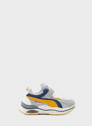 Kids Velcro Sneaker