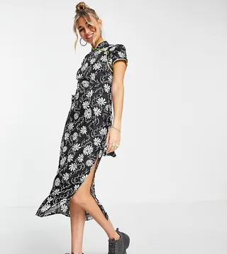 COLLUSION short sleeve midi dress with side split in floral print