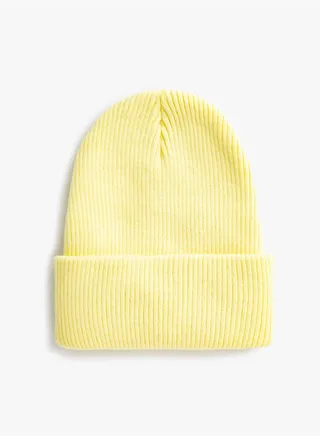 Ribbed Knitted Beanie