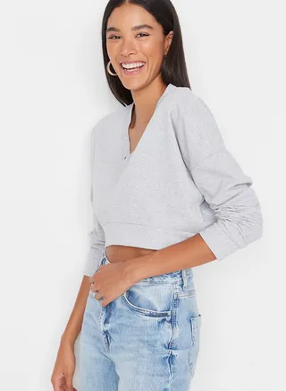 V-Neck Knitted Crop Sweatshirt
