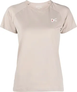 Deva training T-shirt