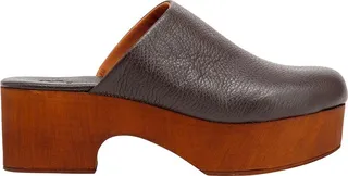 Drummed Leather Clogs Mules & Clogs Dark Brown