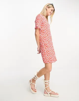 Pieces mini button through tea dress in red heart print