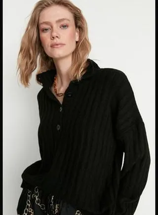 Black Wide Fit Soft Textured Stand-Up Collar Knitwear Sweater TWOAW21KZ0783