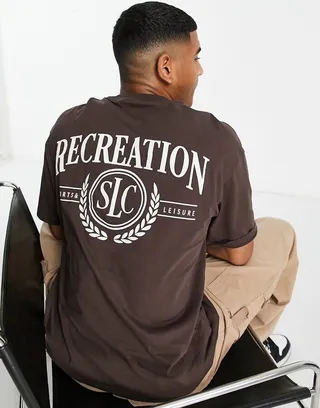 Jack & Jones Originals oversized t-shirt with recreaction back print in chocolate