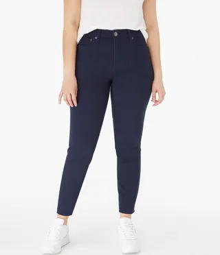 Aeropostale Womens Seriously Stretchy High-Rise Curvy Uniform Jegging