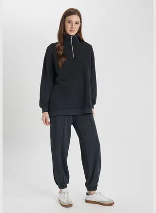 Woman Knitted Trousers