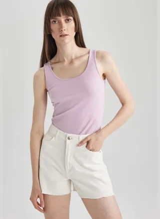 Woman Slim Fit Basic Crew Neck Tank Top