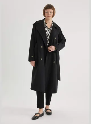 Woman Regular Fit Trenchcoat