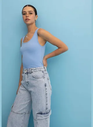 Woman Slim Fit Basic Crew Neck Tank Top