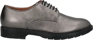 Lace-up Shoes Lead