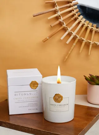 Green Cardamom Scented Candle