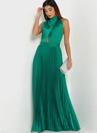 Halter Neck Cut Out Detail Pleated Dress