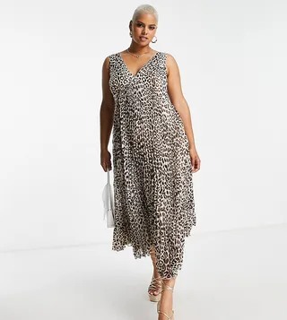 ASOS DESIGN Curve sleeveless V-neck pleated trapeze maxi dress in animal print