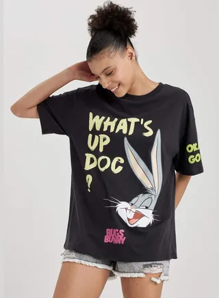 Woman Looney Tunes Licenced Oversize Fit Knitted Short Sleeve T-Shirt