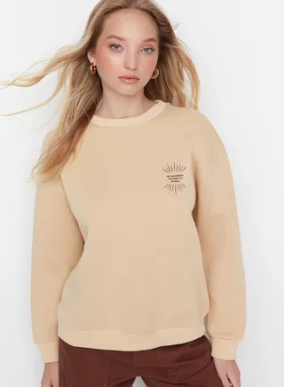 Crew Neck Graphic Sweatshirt