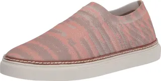 Vince Camuto womens Keamalla Slip on Sneaker