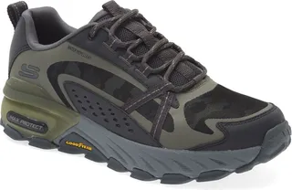 Max Protect Water Repellent Sneaker