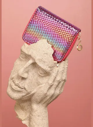 Textured Casual Regular Wallet with Zip Lock For Women