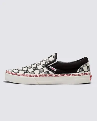 Year Of The Rabbit Classic Slip-On Shoe