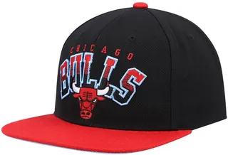 Men's Mitchell & Ness Black and Red Chicago Bulls Gradient Wordmark Snapback Hat