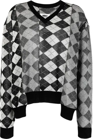 V-neck argyle jumper